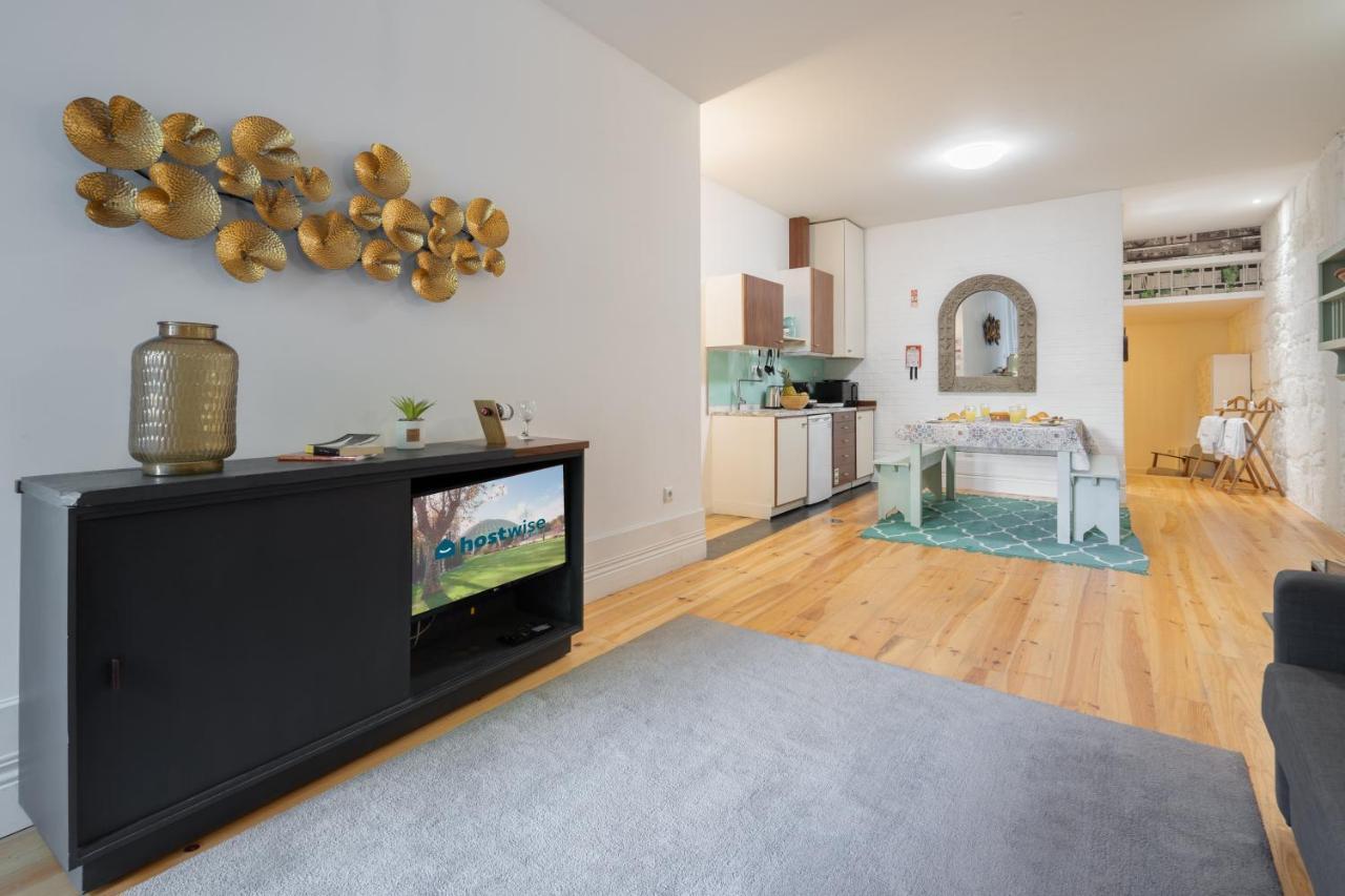 Host Wise - Homely Noble Flats - Garden & Jacuzzi 포르투 외부 사진